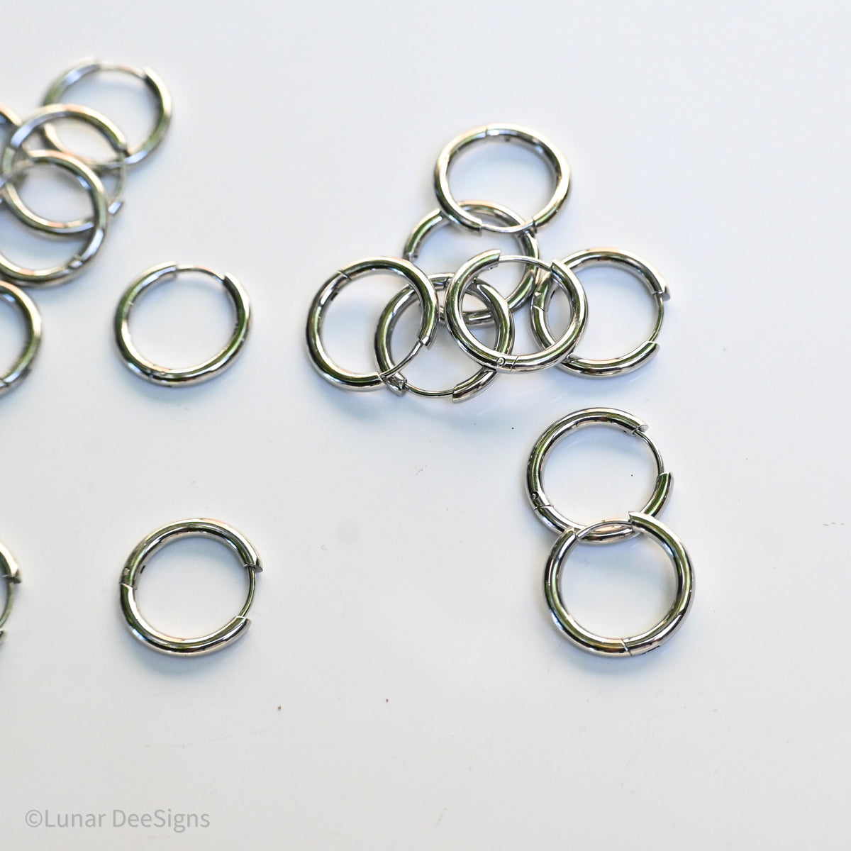 Surgical Steel Hoop - 19mm - Hoop only (per pair) – Lunar DeeSigns